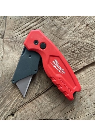 Milwaukee Pro Metal Katlanır Maket Bıçağı Fastback Compact 16cm