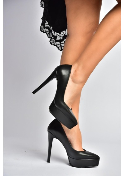 Fox Shoes Y246221609 Siyah İnce Topuklu Kadın Ayakkabı