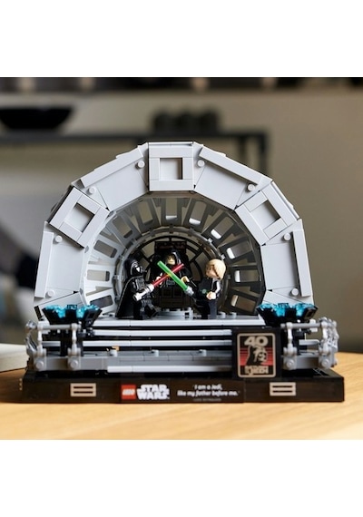 LEGO Star Wars 75352 Emperor S Throne Room Dioraması 807 Parça