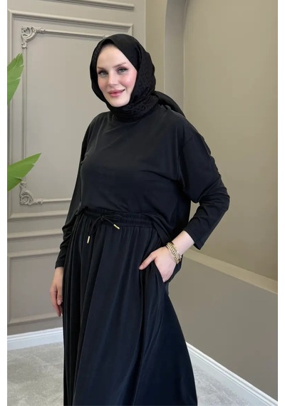 Balenbi Kadın Modal Kumaş Rahat Kalıp Lastikli Bel Etekli Tesettür Takım 1221 - Premium Seri Siyah Balenbi Kadın Modal Kumaş Rahat Kalıp Lastikli Bel Etekli Tesettür Takım 1221 - Premium Seri Siyah