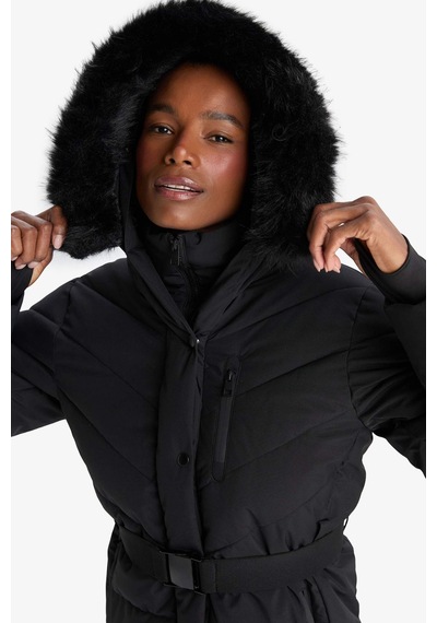 Defacto Defactofit Su İtici Regular Fit Kapüşonlu Parka Mont C8505ax25wnbk81 Siyah-bk81 Defacto Defactofit Su İtici Regular Fit Kapüşonlu Parka Mont C8505ax25wnbk81 Siyah-bk81