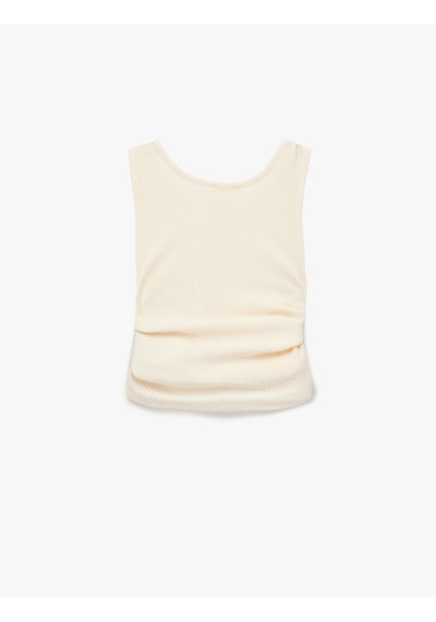 Koton Büzgülü Kolsuz Bisiklet Yaka Crop Bluz Bej 6skg60075ak Ekru