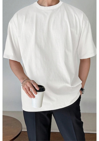 Genius Store Erkek Oversize Tişört Pamuk Kumaş Bisiklet Yaka Rahat Kalıp T-shirt Beyaz Genius Store Erkek Oversize Tişört Pamuk Kumaş Bisiklet Yaka Rahat Kalıp T-shirt Beyaz