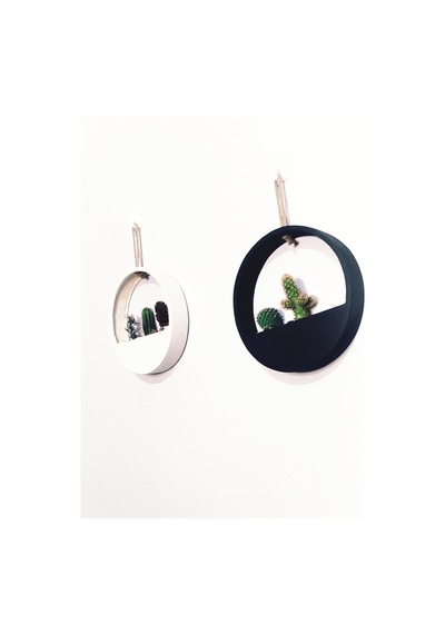 Iskandinav Modern Saksı