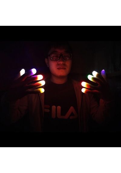 Led Işıklı Renkli Sihirli Parmak Işıklı Parmak Şaka Parmak 1 Adet Kırmızı