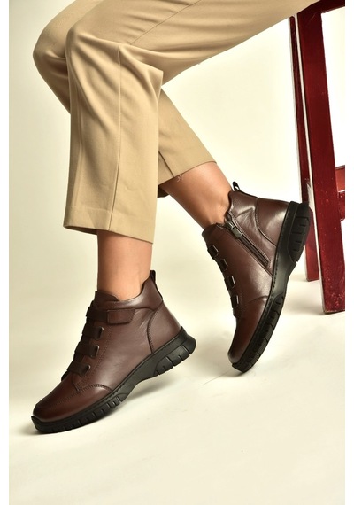 Fox Shoes Z555560903 Kahverengi Hakiki Deri Comfort Ortopedik Taban Kadın Bot
