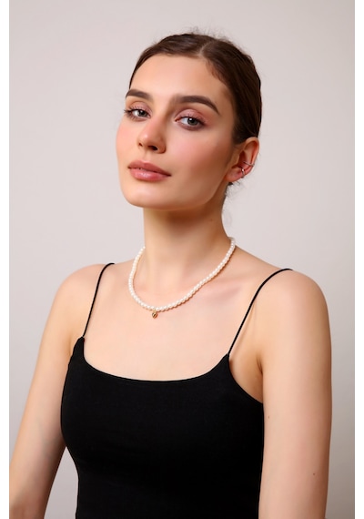 Incili Mini Kalpli Kolye Beyaz