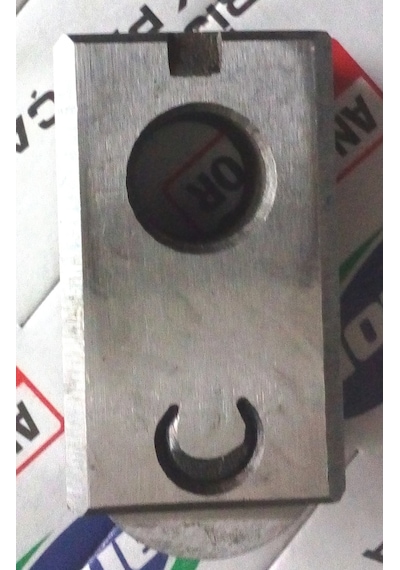ANTOR /lombardini 4ld640-820-13/17hp Itici Başlığı (EKSOZ TARAFI)