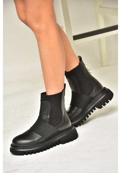 Fox Shoes T312101909 Siyah Kalın Tabanlı Kadın Bot Siyah