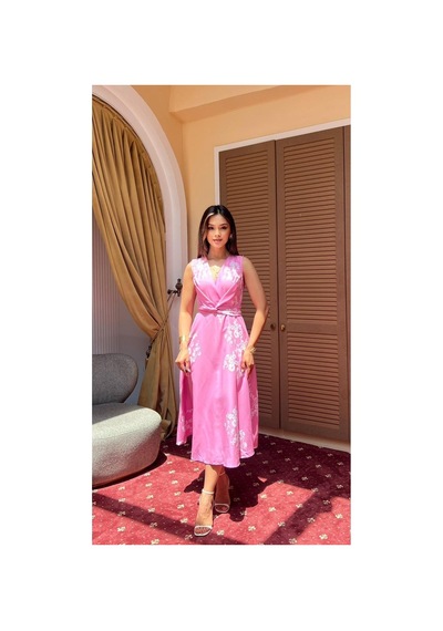 Moda Banuş Kadın Midi Boy Pembe Elbise