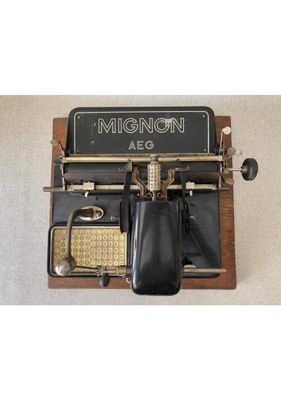 Aeg Mignon Model 4 Antika Daktilo - Koleksiyonluk Ahşap Kasalı Daktilo No1