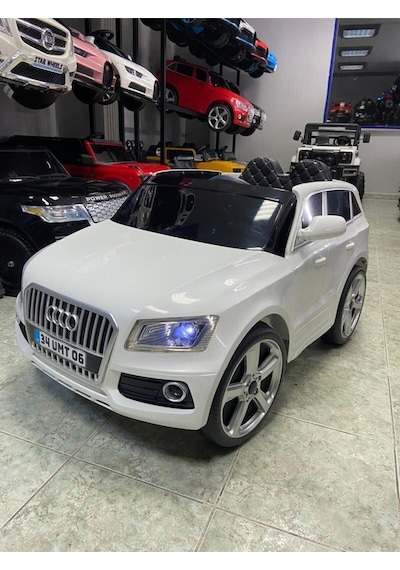 Öykü Bebek Dünyası Uzaktan Kumandalı Akülü Araba 437 Audi Jeep Beyaz
