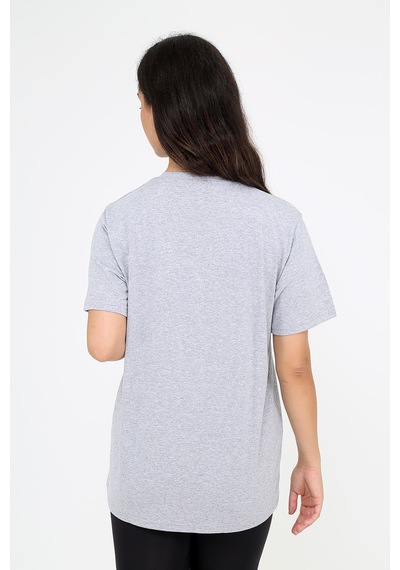Rubadi Oversize Bol Ve Geniş Kesim Gri T-shirt. Basic Model Gri Rubadi Oversize Bol Ve Geniş Kesim Gri T-shirt. Basic Model Gri