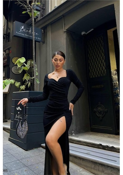 DefyModa Kadın Kalp Yaka Yırtmaçlı Uzun Kollu Abiye Elbise Siyah