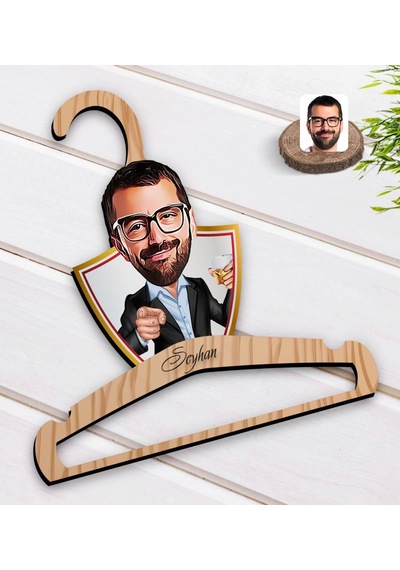 Kişiye Özel Erkek Karikatürlü Standart Boy Ahşap Elbise Askısı-50 Ahşap