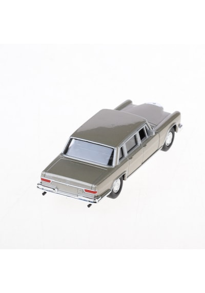 Welly 1:36 1963 Mercedes 600 Pullman Diecast Araba Gold