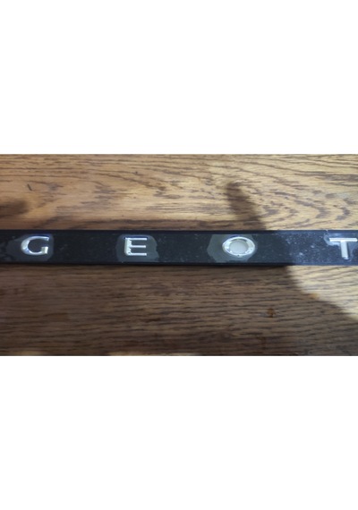 Peugeot 208 Bagaj Yazısı Peugeot 208 Modeli Bagaj Kapağında Yer Alan "peugeot" Estetik Görünüm Pejo
