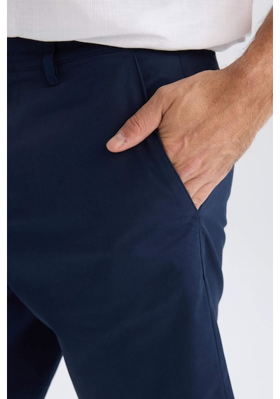 Defacto %100 Pamuk Regular Fit Gabardin Bermuda Şort C7684AX24SM Lacivert