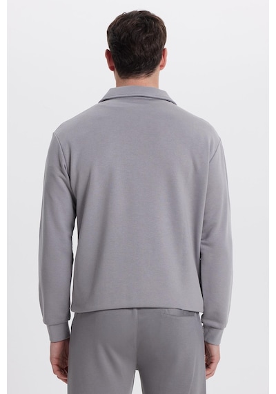 Tudors Erkek Relax Fit Rahat Kesim Pamuklu 3 İplik Fermuarlı Polo Yaka Gri Sweatshirt-41823 Gri Tudors Erkek Relax Fit Rahat Kesim Pamuklu 3 İplik Fermuarlı Polo Yaka Gri Sweatshirt-41823 Gri