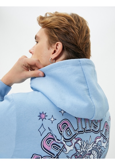 Koton Arkası Baskılı Hoodie Uzakdoğu Temalı Kanguru Cep Detaylı Mavi 4wam70253mk Mavi Koton Arkası Baskılı Hoodie Uzakdoğu Temalı Kanguru Cep Detaylı Mavi 4wam70253mk Mavi