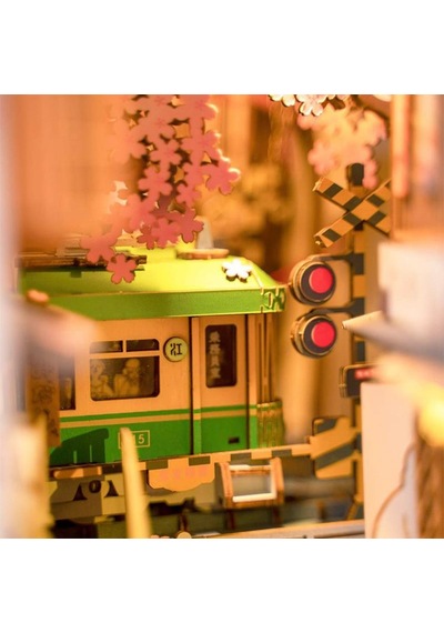 Rolife Tgb01 Sakura Densya Kitap Köşesi Book Nook Dıy Minyatür Maket Model Seti Mini Dollhouse 3d Model Kit Detaylı Dekoratif Hobi Seti 3d Puzzle Tiny House