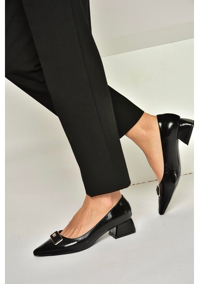 Fox Shoes Y820771260 Siyah Rustik Alçak Topuklu Kadın Ayakkabı Siyah