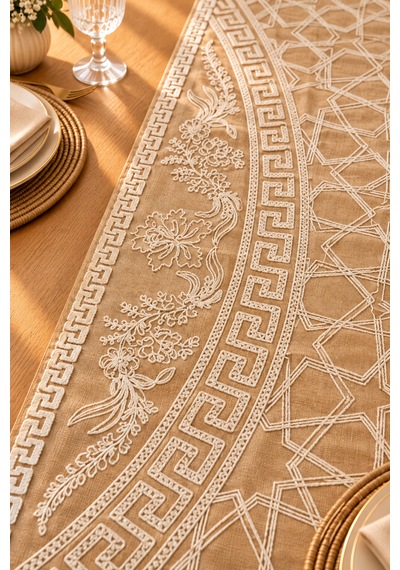 Nakışlı Geometrik Desenli Dekoratif Runner Masa Örtüsü 45x120 Cm Bej