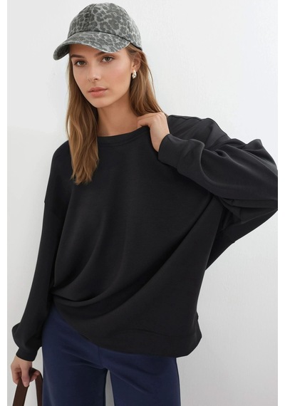 Hiccup Busem Rahat Kesim Bisiklet Yaka Örme Sweatshirt Siyah