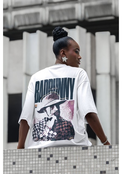 Badbunny Sırt Baskılı Unisex Oversize Şarkıcı Tişört Beyaz