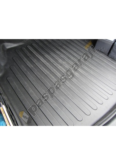 Mercedes C Serisi Sedan W204 Plastikli Bagaj Havuzu 2007-2013 Ara