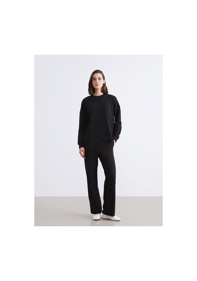 LC Waikiki Alıta Cıty Farkıyla Lcw Vision Siyah Oval Yaka Oversize Kadın Sweatshirt Siyah - 924124039 Siyah