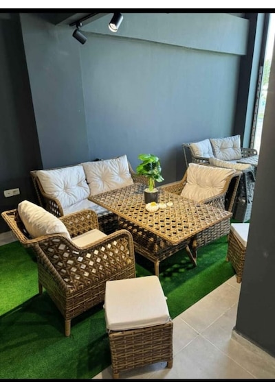 Tokyo Rattan Alüminyum Çay Seti 2+1+1 Oturum+ Masa 2 Adet Puff Veros Çay Seti Kahverengi Tokyo Rattan Alüminyum Çay Seti 2+1+1 Oturum+ Masa 2 Adet Puff Veros Çay Seti Kahverengi
