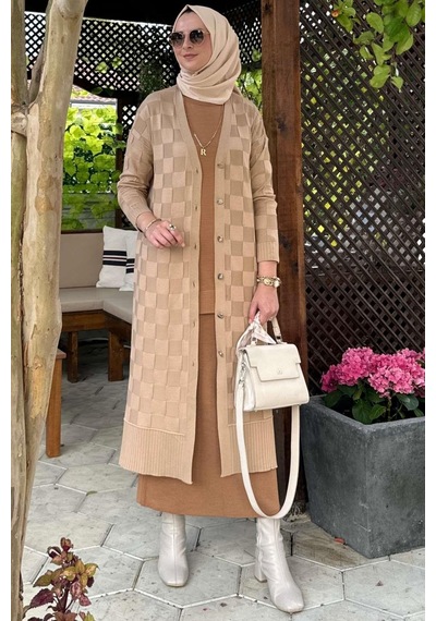 Rabia Şamlı Dama Desenli Bej Triko Hırka Çok Renkli