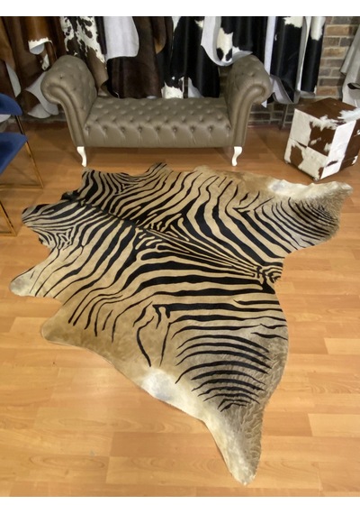Hakiki Deri Dana Postu Kahve Zebra Baskılı 230 X 220 Cm - 2261101000013