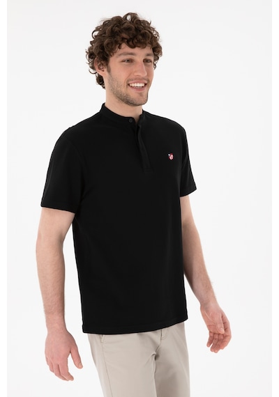 U.S. Polo Assn. Erkek Regular Fit Hakim Yaka Siyah Basic Tişört 50305914-VR046 U.S. Polo Assn. Erkek Regular Fit Hakim Yaka Siyah Basic Tişört 50305914-VR046