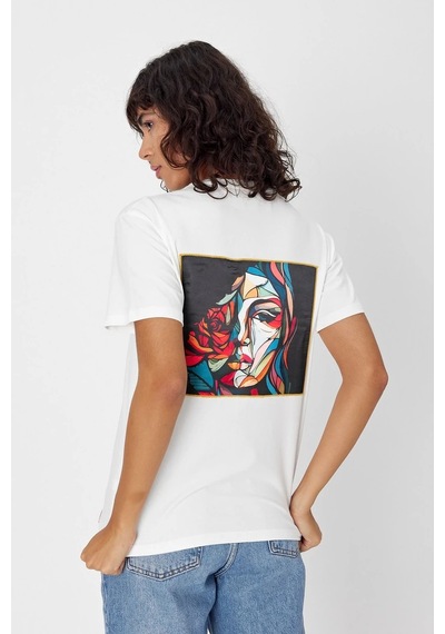 Yapay Zeka Tasarım Sırt Aplike Özel Baskılı %100 Pamuklu Penye Regular Fit T-shirt Pikasso2 Beyaz