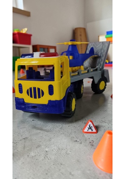 Helikopter Taşıyıcı Kamyon Çekici Boyut: 26 Cm