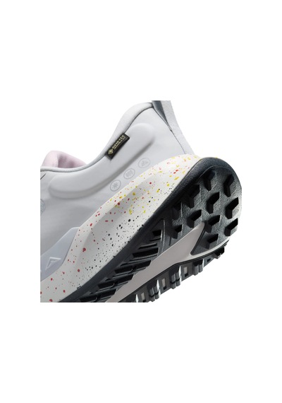 Nike Juniper Trail 2 Gore-tex Erkek Gri Koşu Ayakkabısı