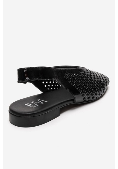 Luvishoes Delızıa Siyah Rugan Hakiki Deri Önü Kapalı Lazer Kesim Kadın Sandalet