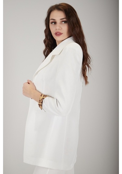 Ardanewline Feminist Ekru Leopar Astar Detaylı Krep Blazer Ceket 0105120.147 Bej