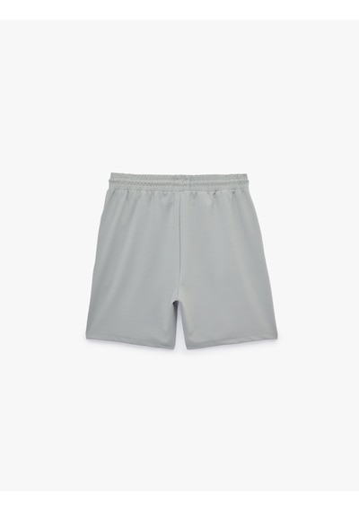 Koton Regular Fit Cepli Beli Bağcıklı Bermuda Şort Gri 6sam40046mk Koton Regular Fit Cepli Beli Bağcıklı Bermuda Şort Gri 6sam40046mk