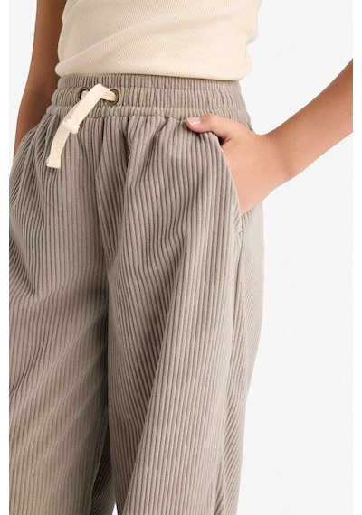 Defacto Kız Çocuk Wide Leg Beli Lastikli Geniş Paça Pantolon F3845a825wngr513 Gri-gr513 Defacto Kız Çocuk Wide Leg Beli Lastikli Geniş Paça Pantolon F3845a825wngr513 Gri-gr513