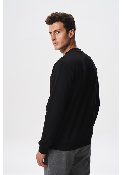 AR-MA Arma Erkek Slim Fit Su Geçirmeyen Scuba Kumaş İnterlok Bisiklet Yaka Sweatshirt K28124988801 Siyah AR-MA Arma Erkek Slim Fit Su Geçirmeyen Scuba Kumaş İnterlok Bisiklet Yaka Sweatshirt K28124988801 Siyah