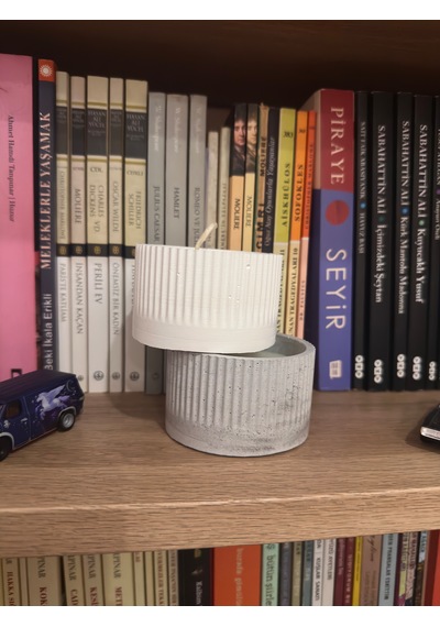 Dekoratif Beton Mum El Yapımı Tırtıklı Desen Beyaz 100 Gr