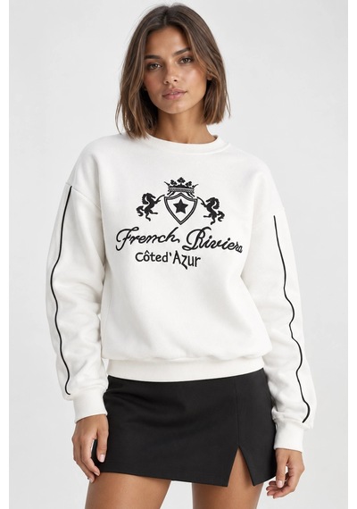 Mevese Kadın Nakış İşlemeli Bisiklet Yaka Sweatshirt - Üç İplik Şardonlu Sıcak Tutan Üst - Ekru Mevese Kadın Nakış İşlemeli Bisiklet Yaka Sweatshirt - Üç İplik Şardonlu Sıcak Tutan Üst - Ekru