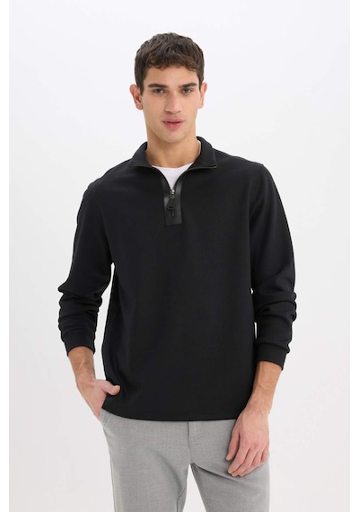 DeFacto Regular Fit Dik Yaka Yarım Fermuarlı Basic Düz Sweatshirt D7226AX25SPBK81