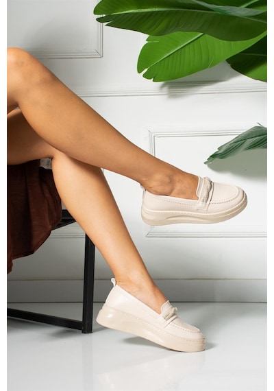 Shoetek Ariana Kadın Makosen Ayakkabı Zincir Taşlı Bej Deri Bej Cilt