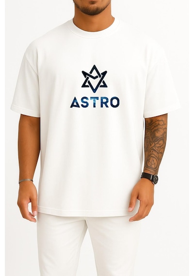 Bahriyeli Collection Oversize Astro K-pop Spring Up Autumn Story Puss İn Boots Göğüs Tasarımlı Unisex T-shirt Beyaz