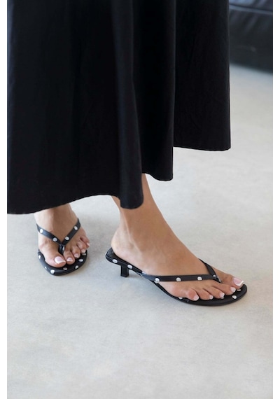 Wolk Shoes Ruiz Kadın Topuklu Parmak Arası Saten Sandalet Siyah Puantie