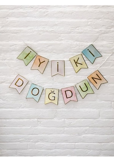 Makaron Renkli Gold Yazılı İyi Ki Doğdun Doğum Günü Yazısı Banner Tüm Yaşlar